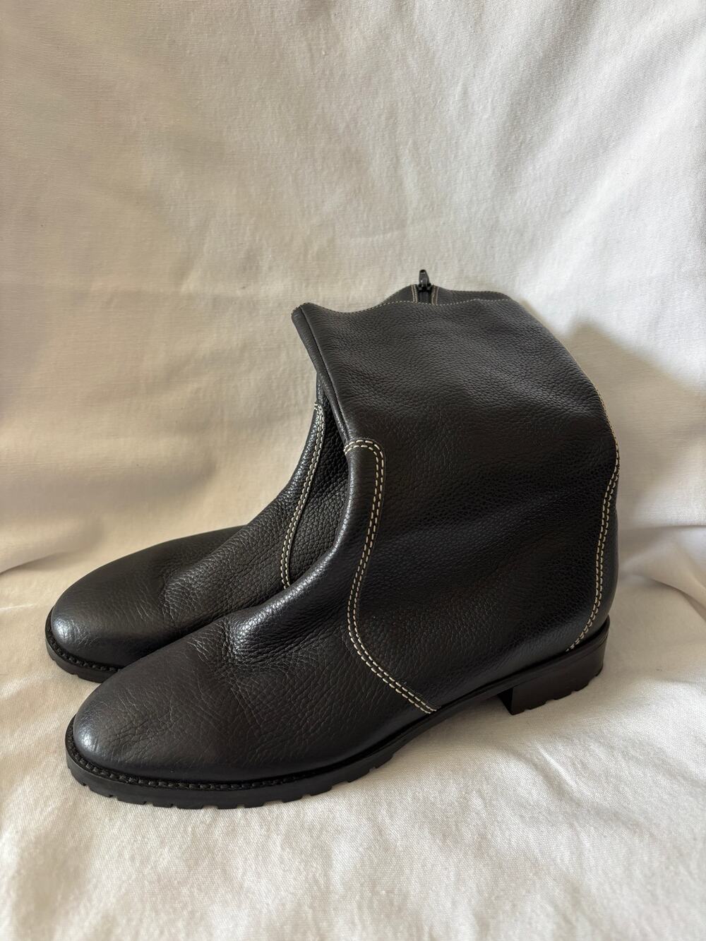 Unisa Black Leather Boots Womens Size 9B READ New